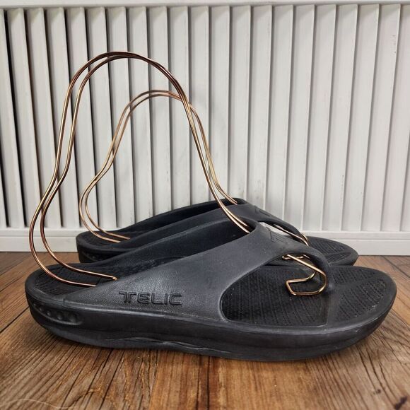 Telic Energy Flip Flops Mens Sz 10 L Black Slip On Comfort Gym Recovery Sandals - Picture 1 of 10